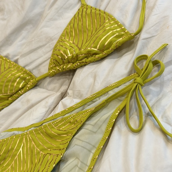 Charlie by Matthew Zink Two Piece Yellow Bikini Set Size Large - Picture 4 of 8